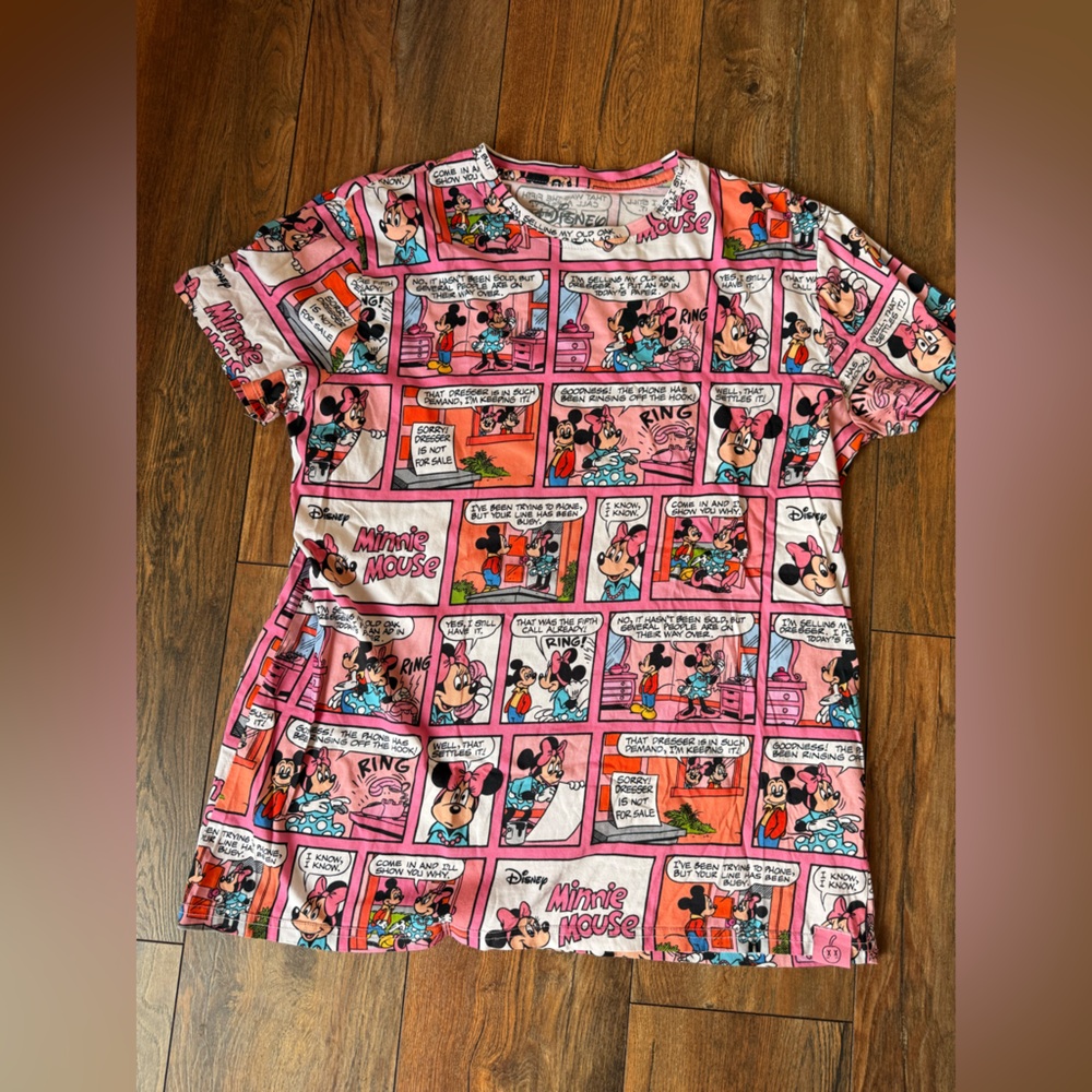 Cakeworthy Mickey and Minnie TShirt - XL